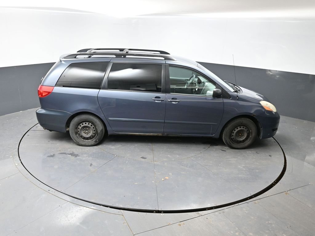 Used 2008 Toyota Sienna LE FWD image 37