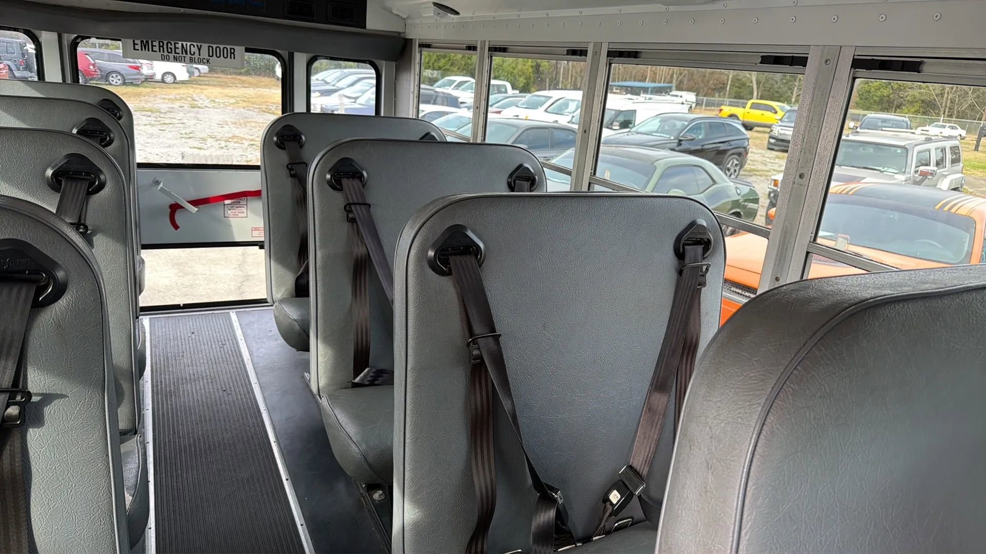 Used 2008 Chevrolet Express 3500 w/ School Bus Package image 13