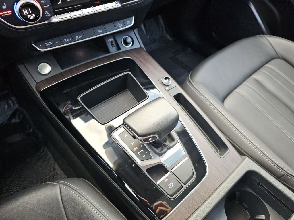 Used 2022 Audi Q5 2.0T Premium image 34