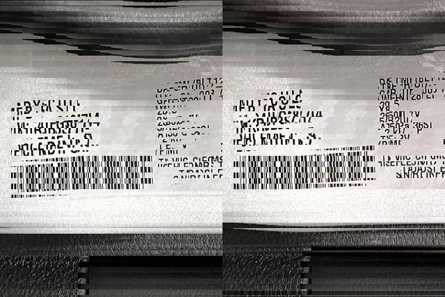 New 2025 Jeep Grand Cherokee Limited w/ Black Appearance Package image 9