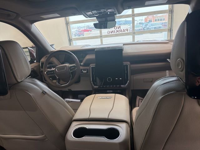 New 2026 GMC Yukon XL Denali w/ Denali Reserve Package image 40