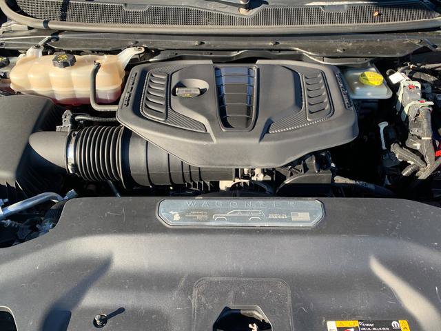 Used 2024 Jeep Wagoneer Series II w/ Flexible Seating Group image 20