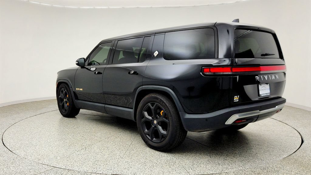 Used 2023 Rivian R1S Adventure AWD/4WD image 7