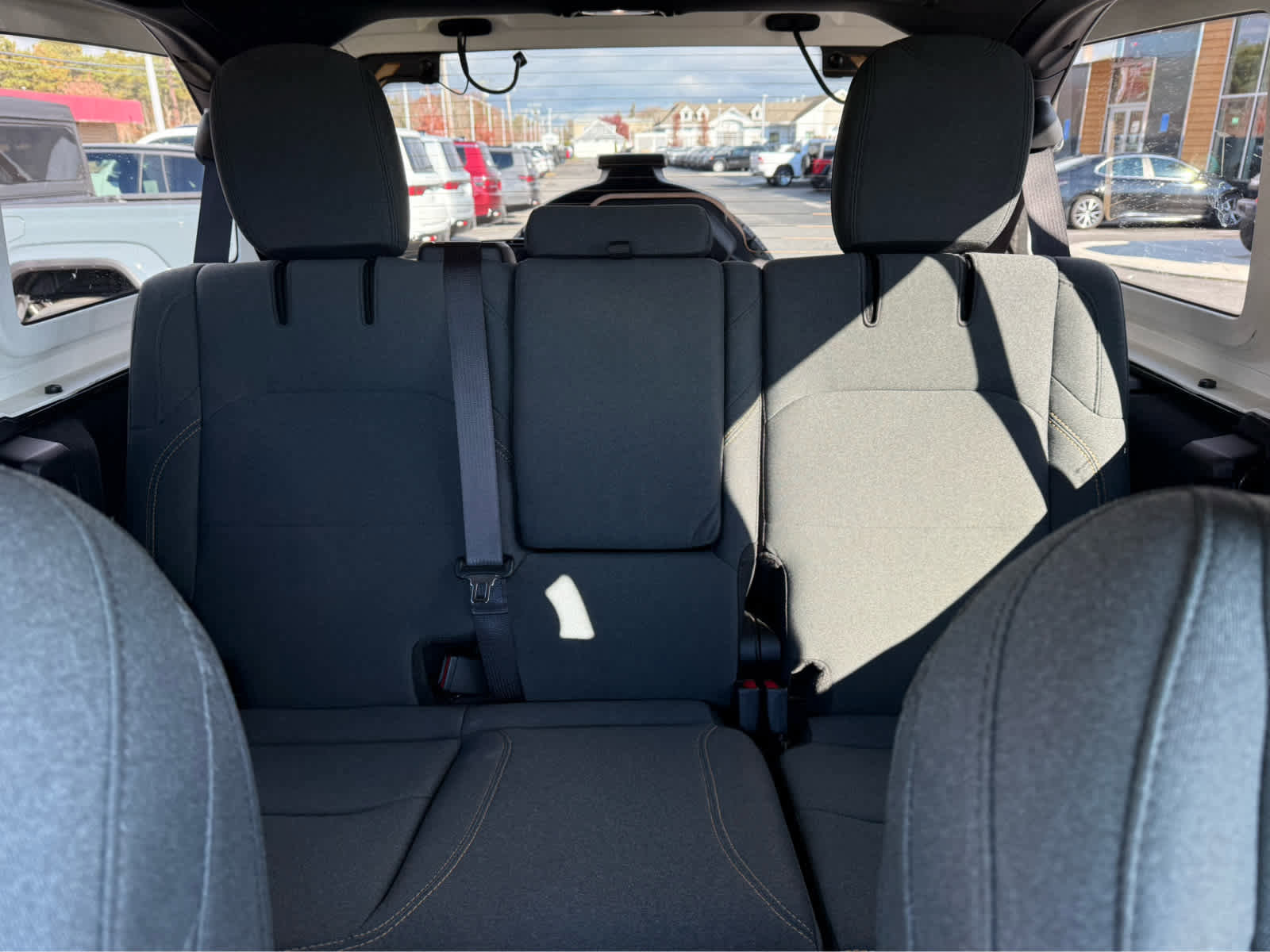 Used 2024 Jeep Wrangler Sport S w/ Convenience Group AWD/4WD image 25