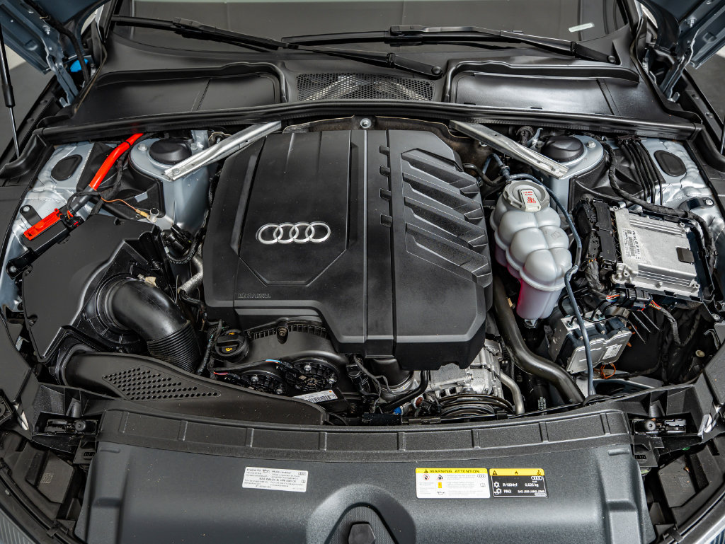 Used 2022 Audi A4 2.0T Premium w/ Convenience Package AWD/4WD image 39