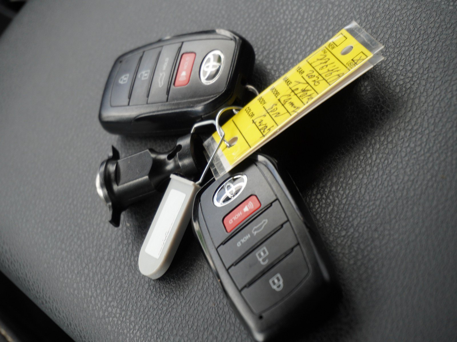 Used 2026 Toyota Camry SE w/ Convenience Package FWD image 17