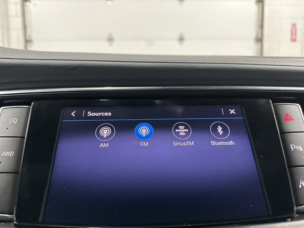 Used 2022 Buick Enclave Premium image 32