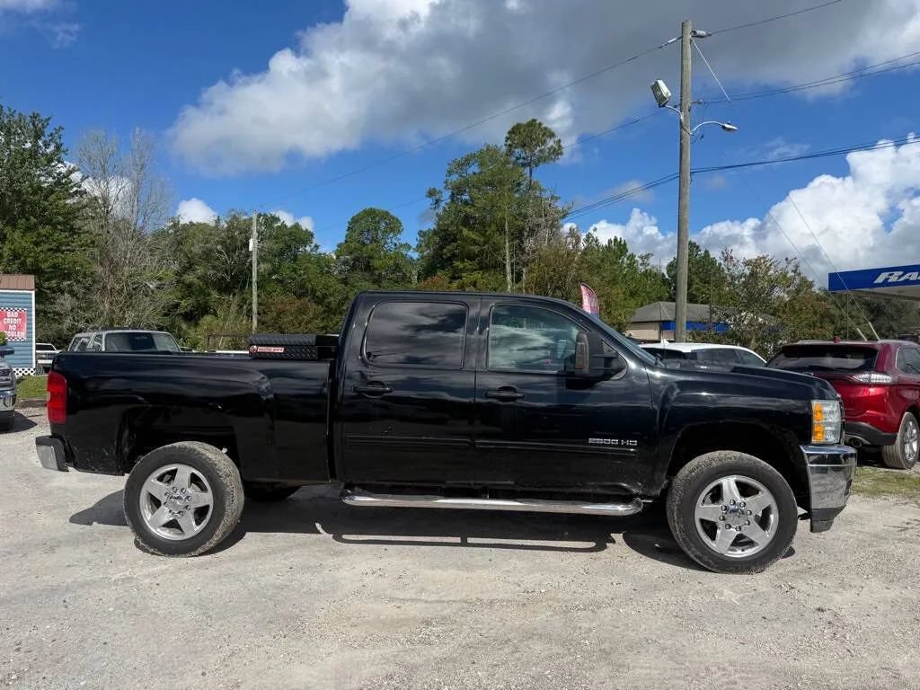 Used 2012 Chevrolet Silverado 2500 LTZ w/ LTZ Plus Package AWD/4WD image 4