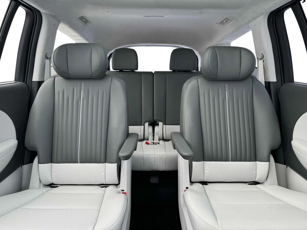 New 2026 Hyundai Ioniq 9 Calligraphy image 17