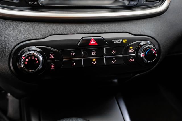 Used 2020 Kia Sorento L image 29