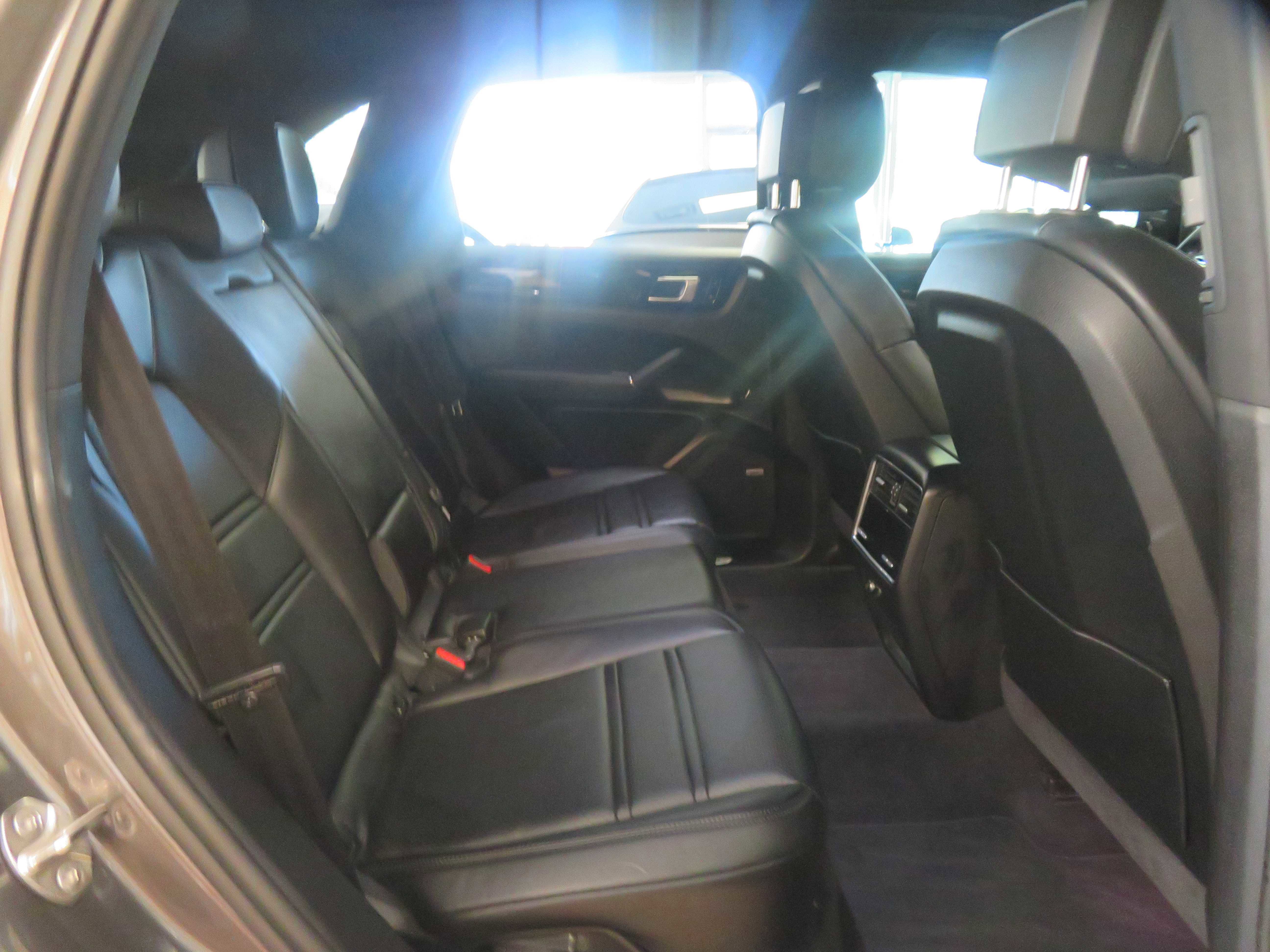 Used 2020 Porsche Cayenne S image 23