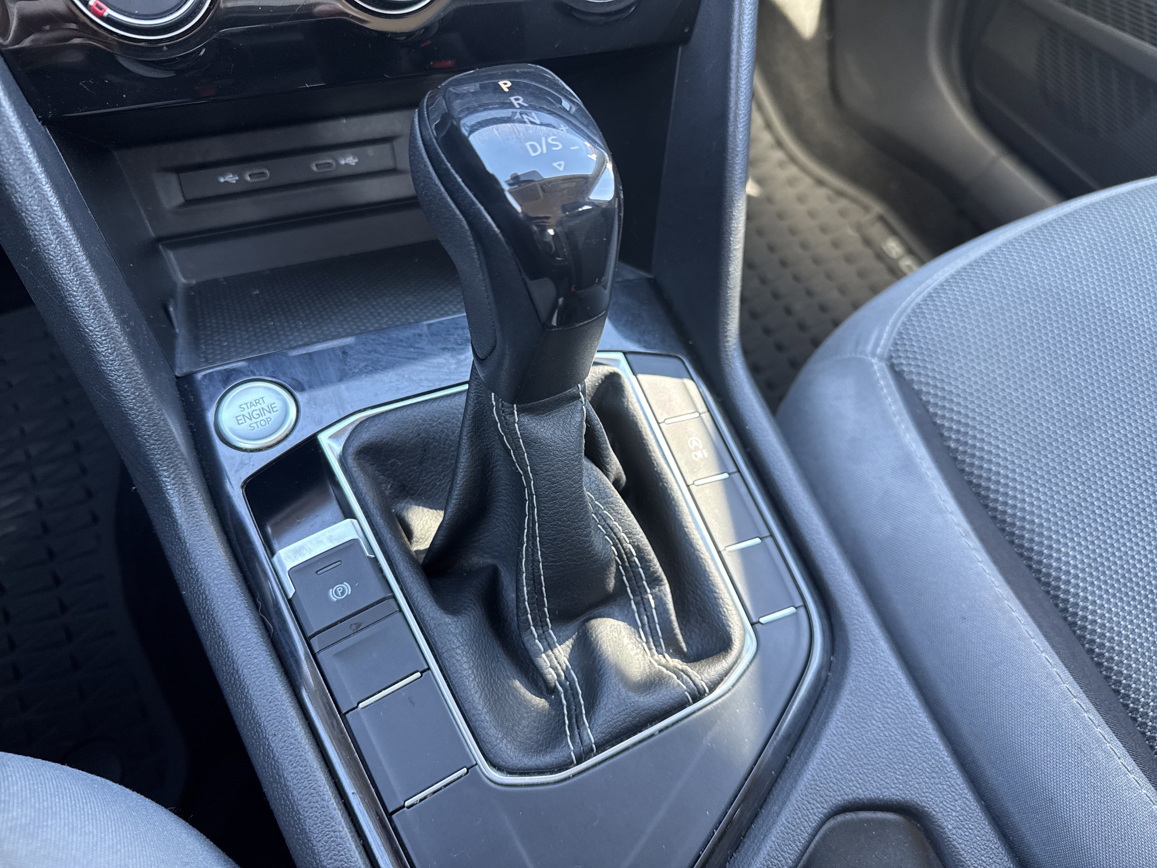 Used 2023 Volkswagen Taos S image 15