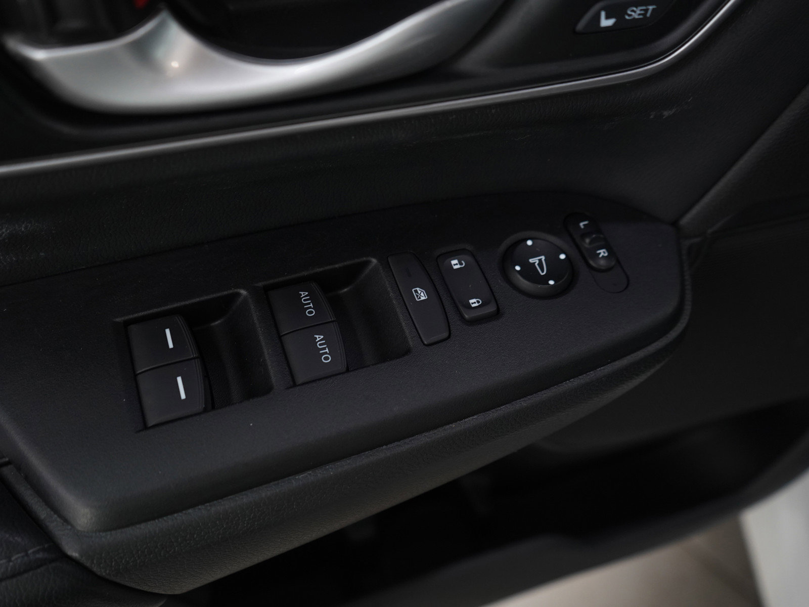 Used 2021 Honda CR-V Touring image 22