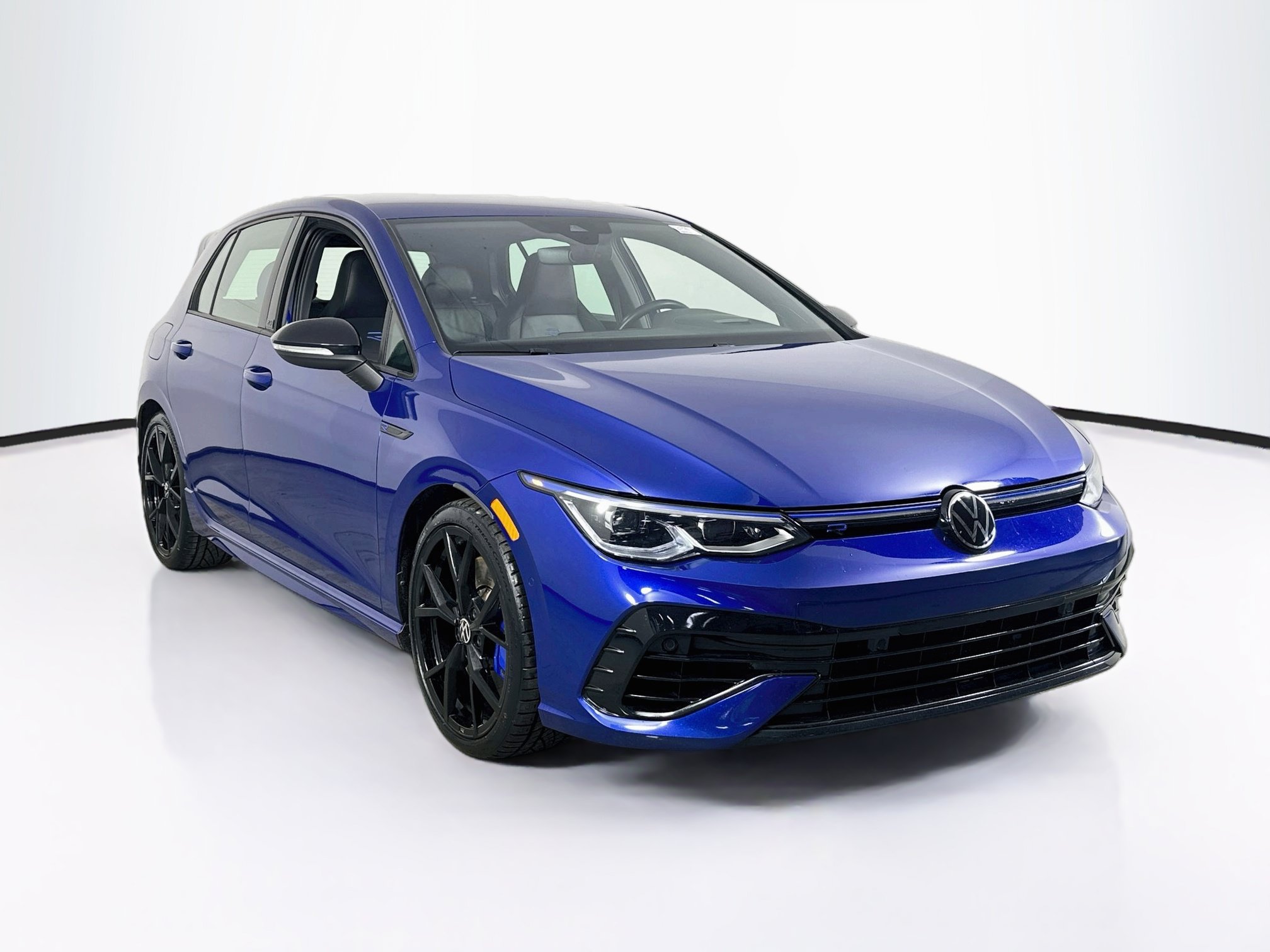 Used 2023 Volkswagen Golf 20th Anniversary Edition AWD/4WD image 3