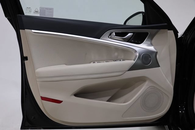 New 2026 Genesis G70 2.5T Prestige AWD/4WD image 17