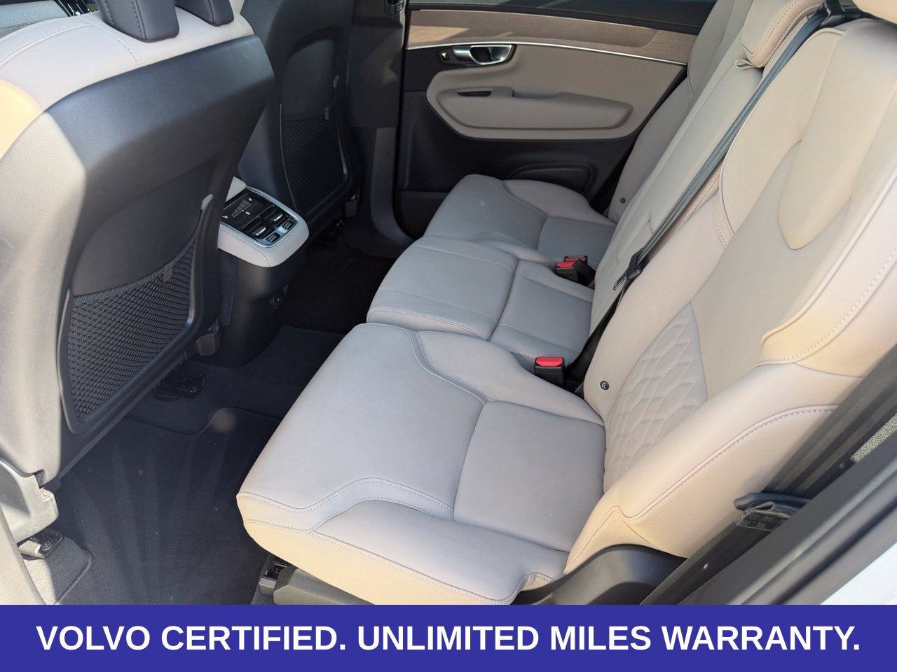 Certified 2026 Volvo XC90 B6 Plus AWD/4WD image 35