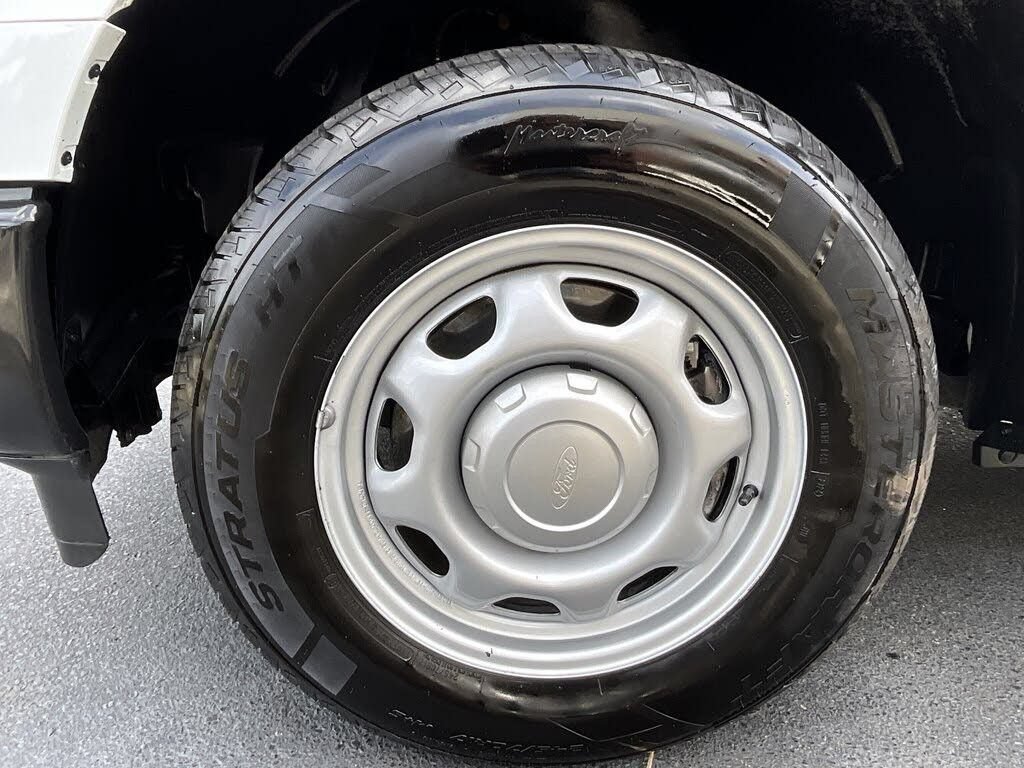 Used 2022 Ford F150 XL w/ Equipment Group 101A High RWD image 9
