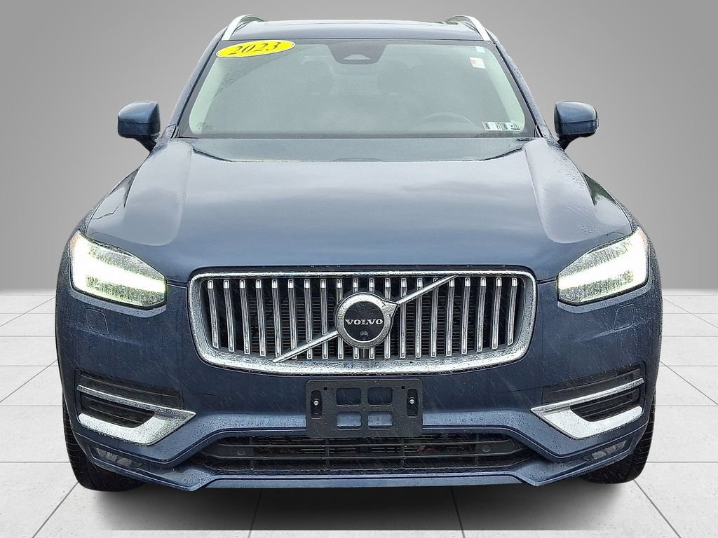 Used 2023 Volvo XC90 B5 Plus w/ Protection Package AWD/4WD image 4