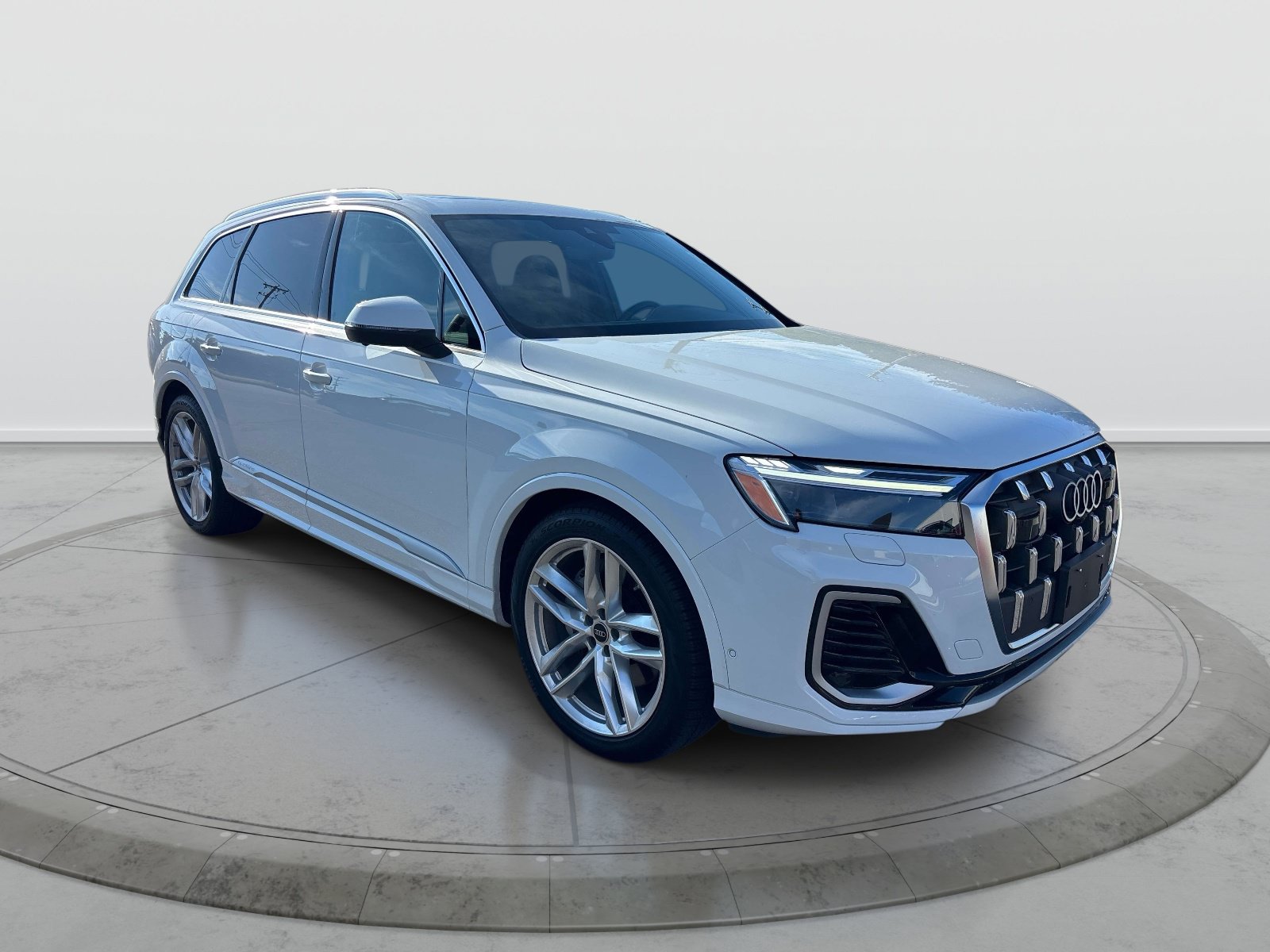 Used 2025 Audi Q7 3.0T Premium Plus AWD/4WD image 8