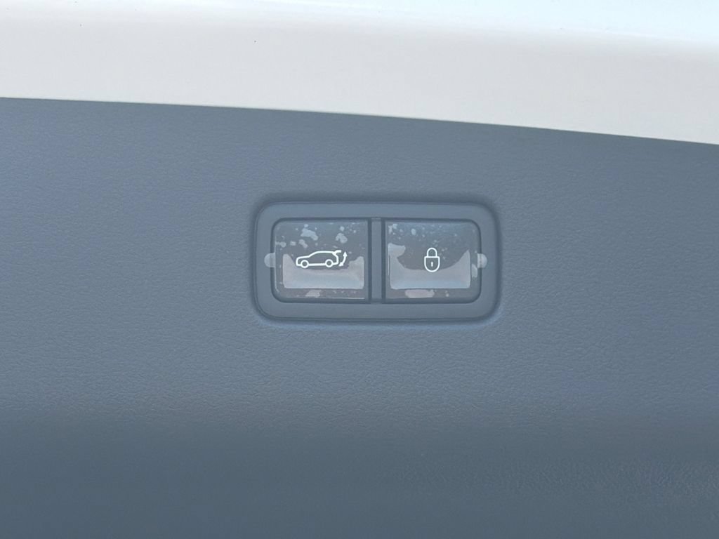 New 2027 Genesis GV70 2.5T AWD/4WD image 21