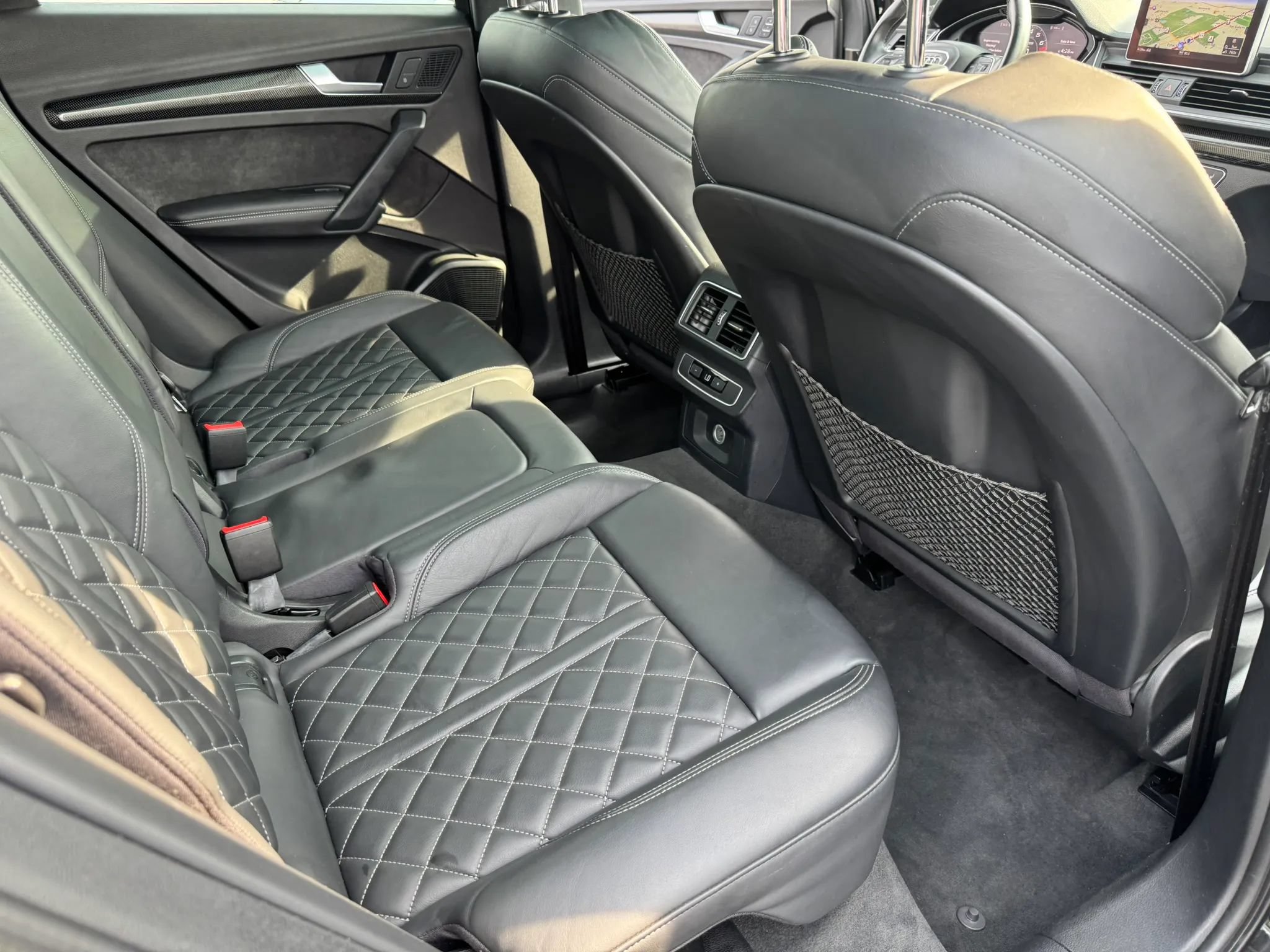 Used 2018 Audi SQ5 Premium Plus w/ Navigation Package AWD/4WD image 17