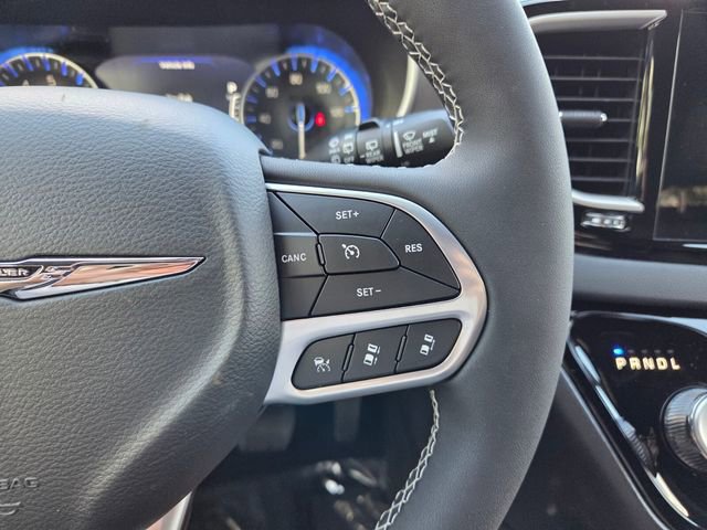 New 2026 Chrysler Voyager LX FWD image 30