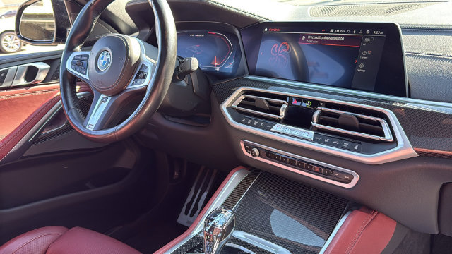 Used 2021 BMW X6 M50i w/ Executive Package AWD/4WD image 17