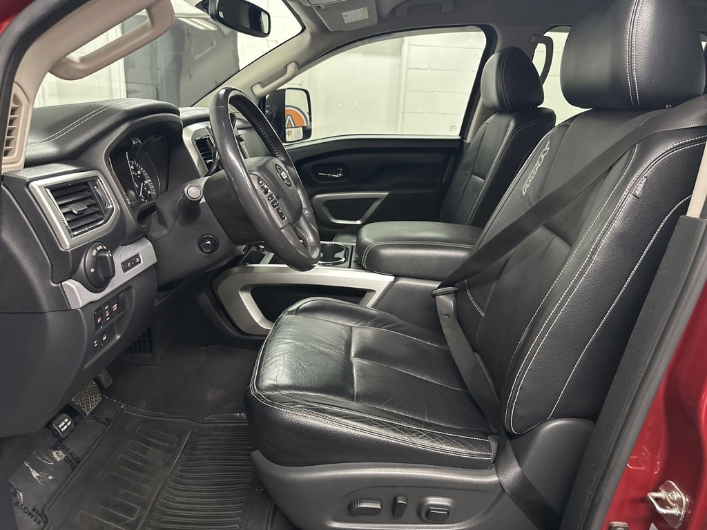 Used 2017 Nissan Titan PRO-4X w/ Pro-4x Convenience Package image 22