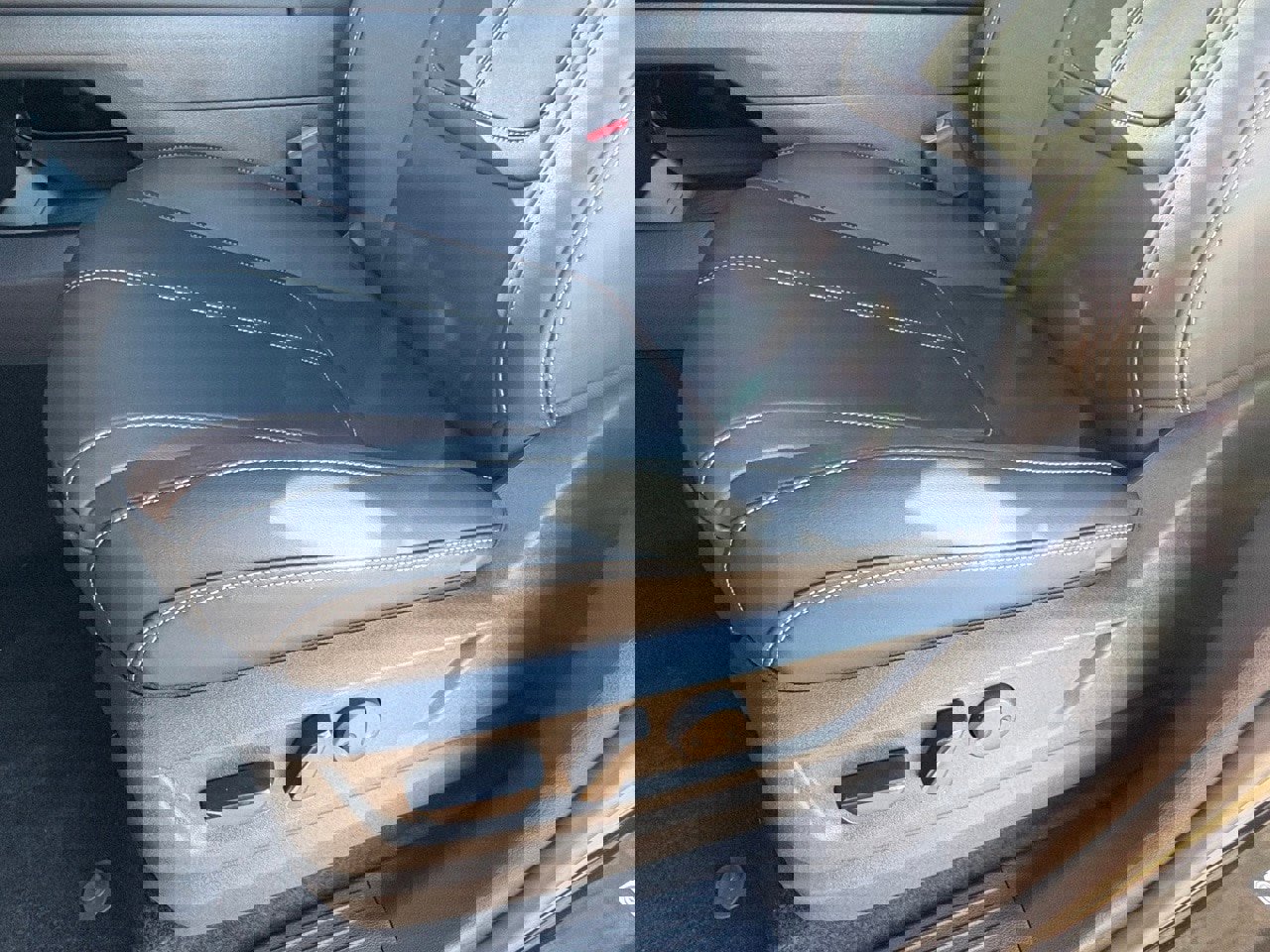 New 2026 Nissan Armada SL image 18