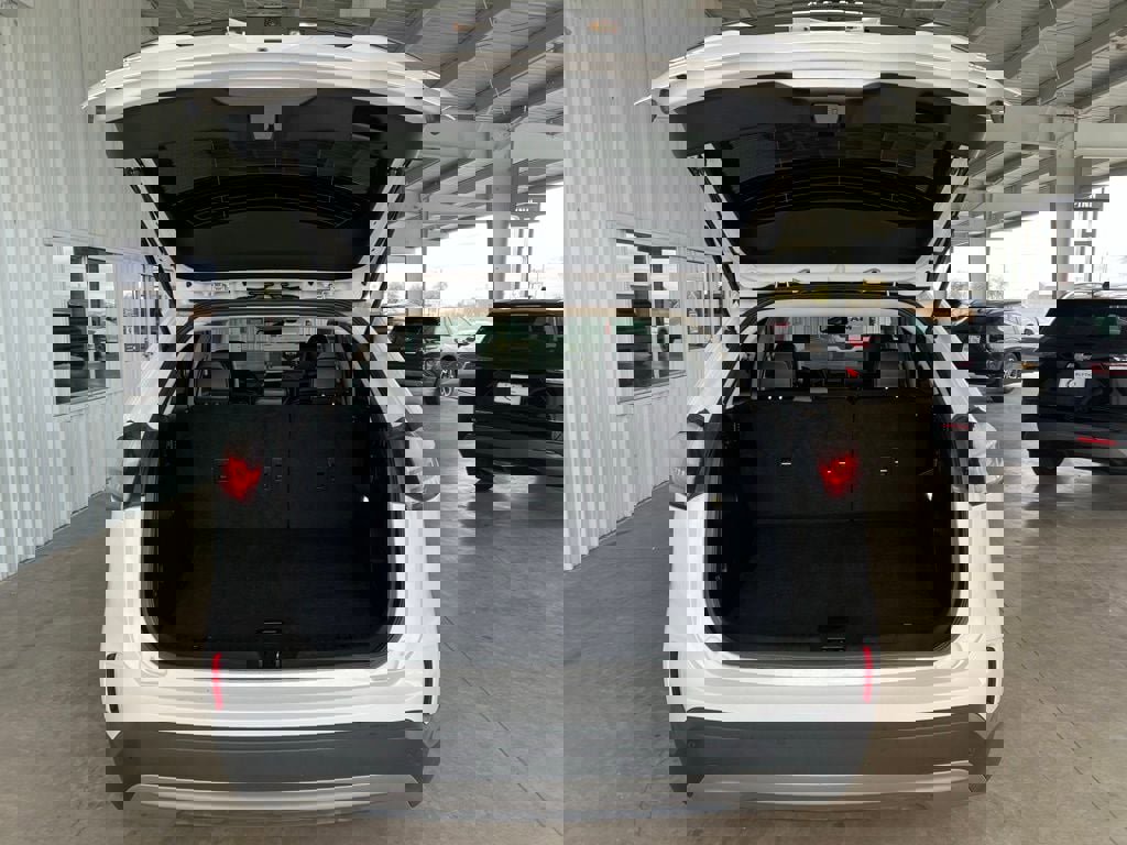 Used 2024 Ford Edge SEL image 19