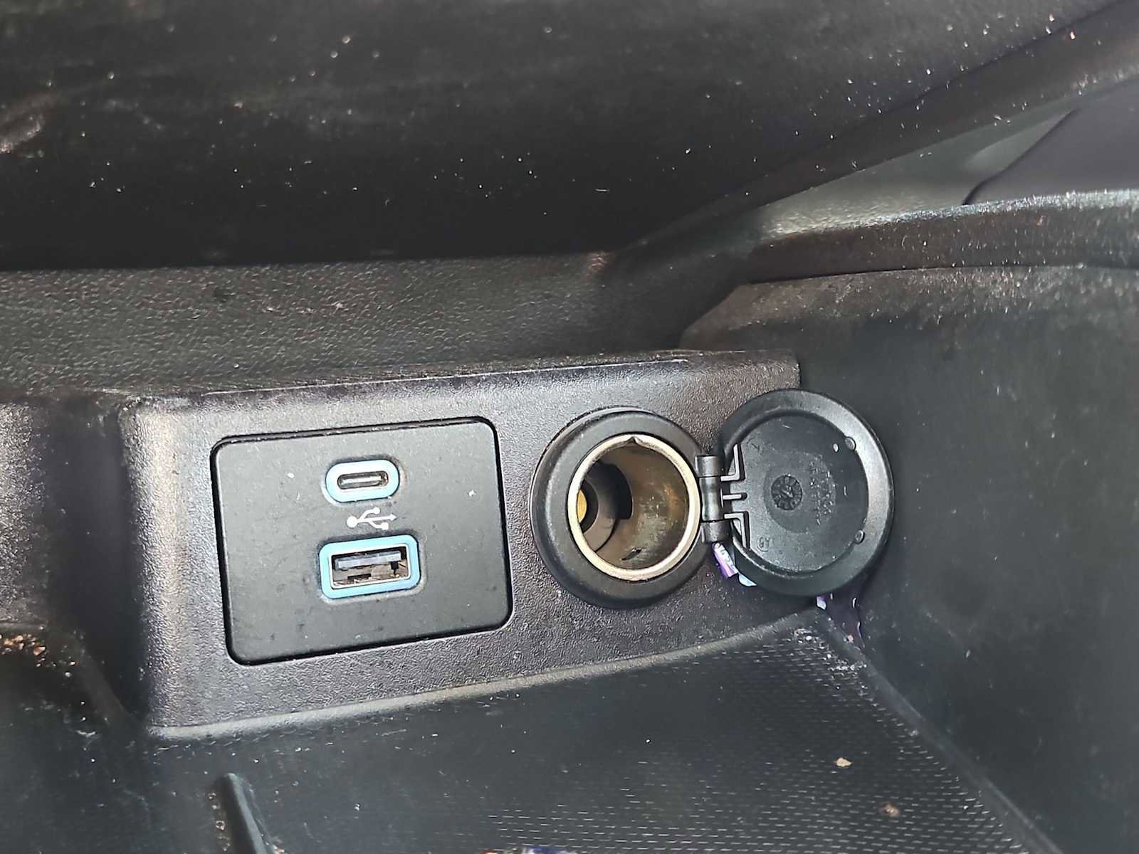 Used 2022 Ford Escape SE w/ Convenience Package image 33