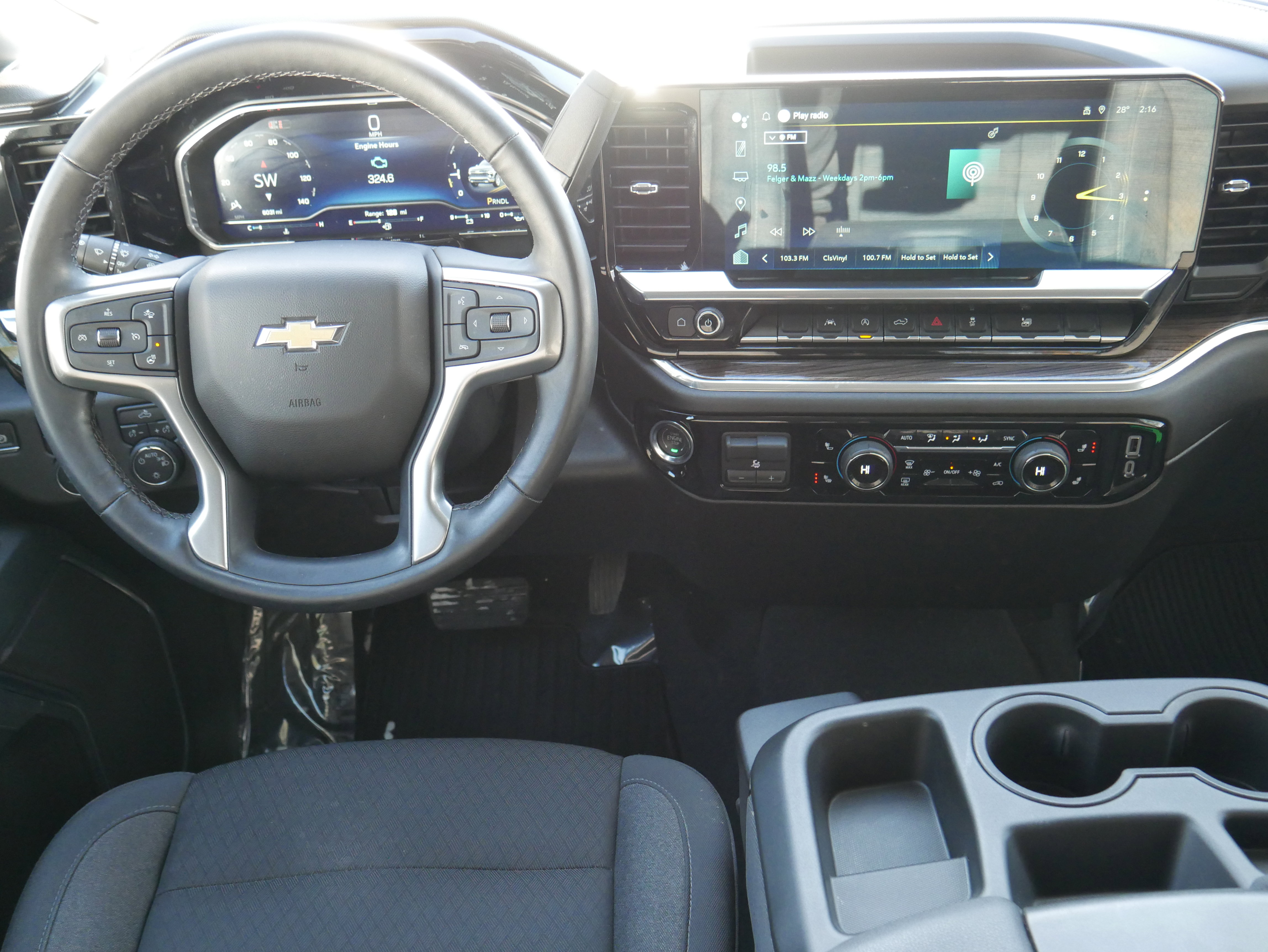 Certified 2025 Chevrolet Silverado 1500 LT AWD/4WD image 15