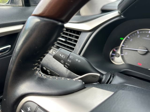 Used 2021 Lexus RX 350L FWD w/ Premium Package image 24