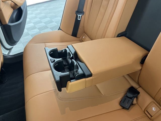 Used 2023 BMW 530i w/ Convenience Package RWD image 41