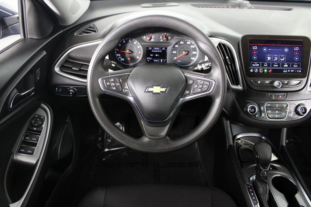 Used 2024 Chevrolet Malibu LT image 4