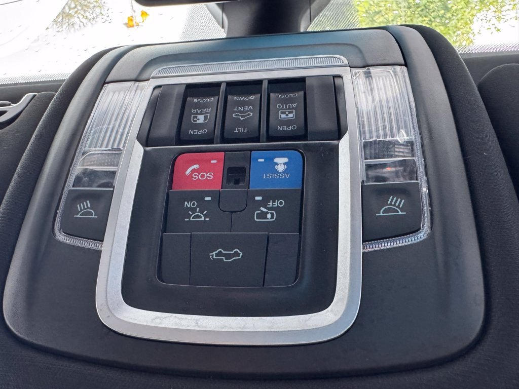 Used 2022 RAM 3500 Limited w/ Night Edition AWD/4WD image 26