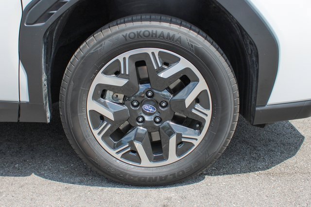 Used 2025 Subaru Forester w/ Convenience Package #1 image 38