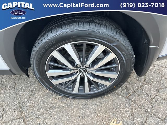 Used 2022 Nissan Pathfinder Platinum w/ Cargo Package AWD/4WD image 13