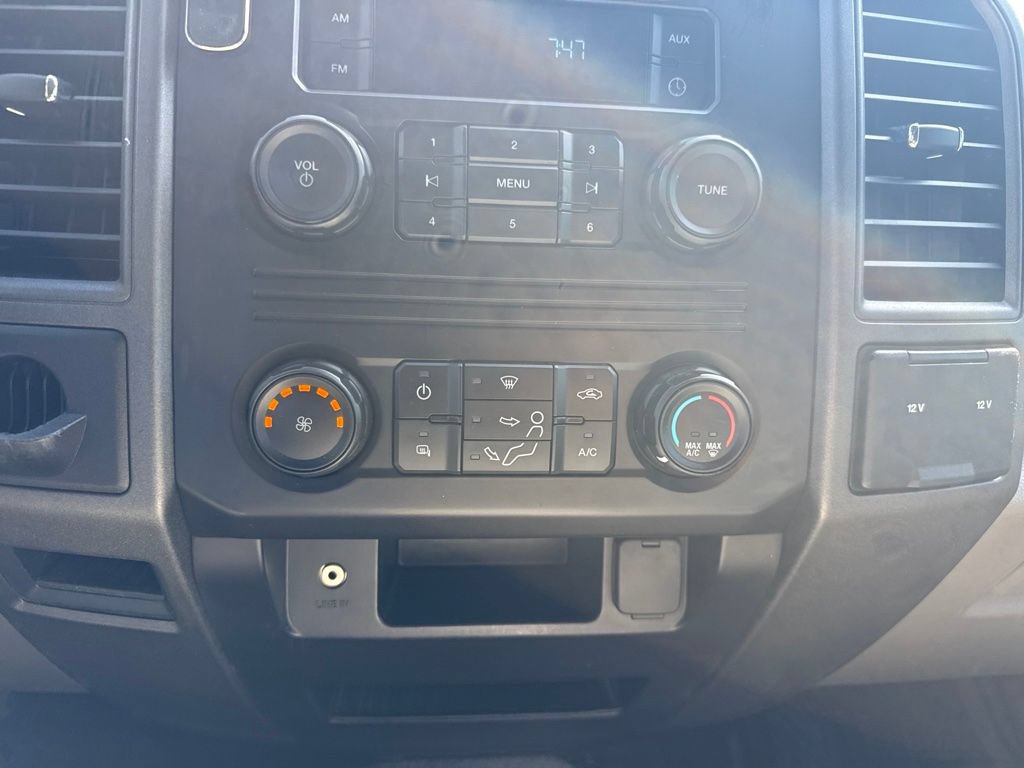 Used 2017 Ford F250 XL w/ Power Equipment Group AWD/4WD image 17