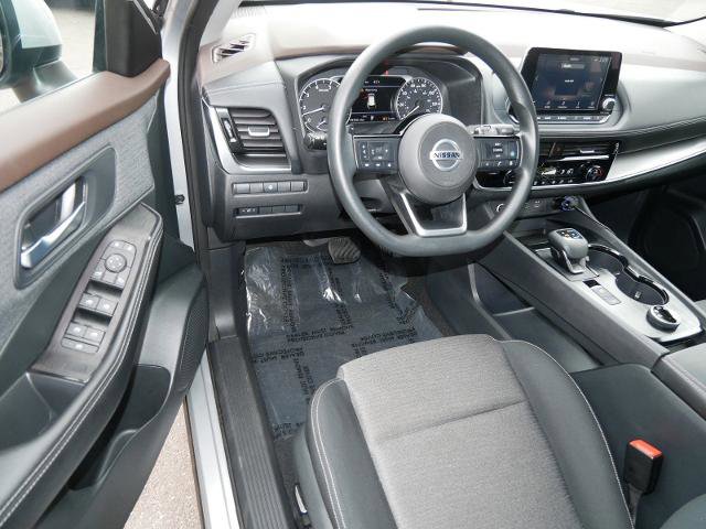 Certified 2021 Nissan Rogue SV image 10