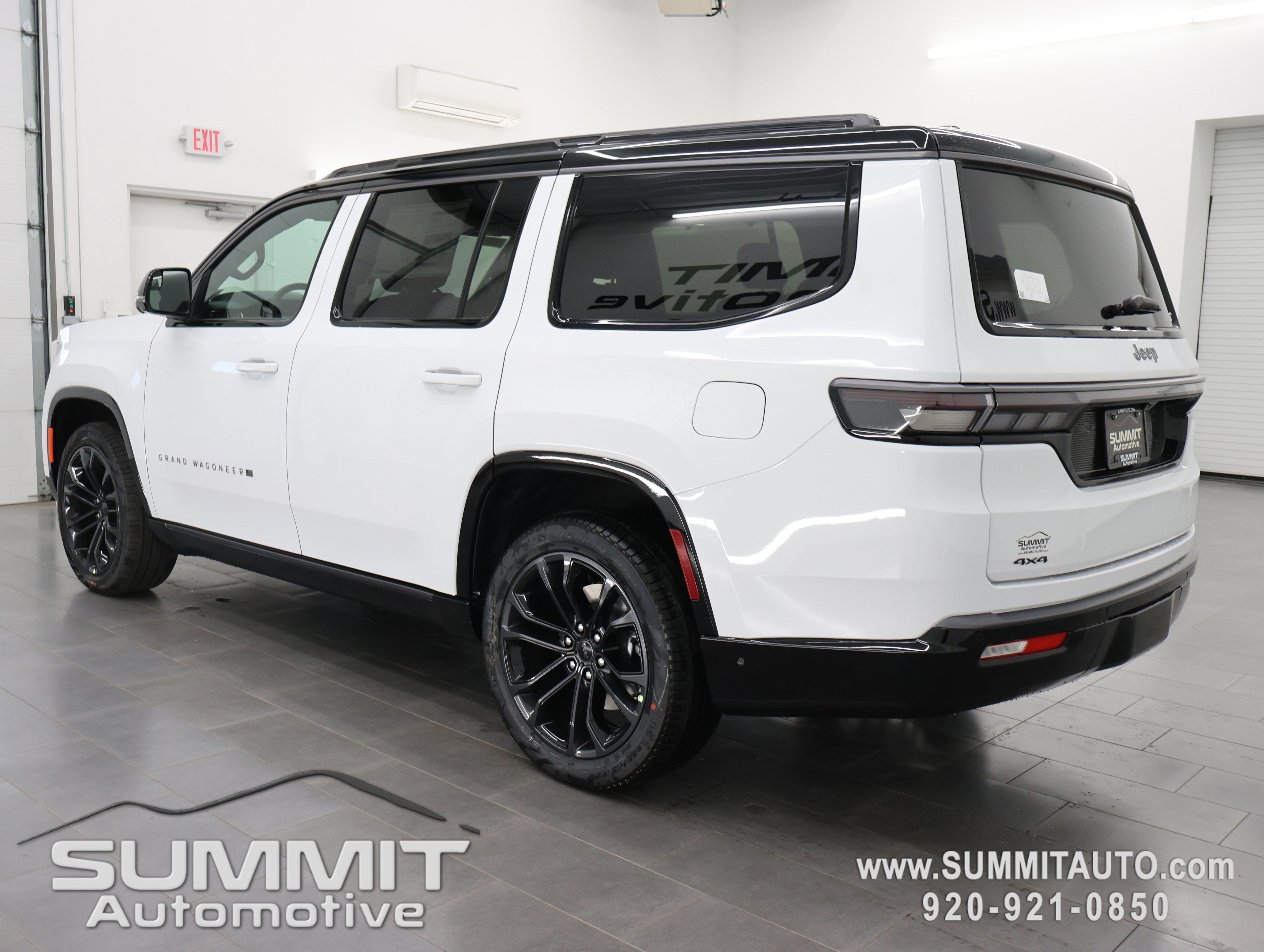 New 2026 Jeep Grand Wagoneer Summit AWD/4WD image 5