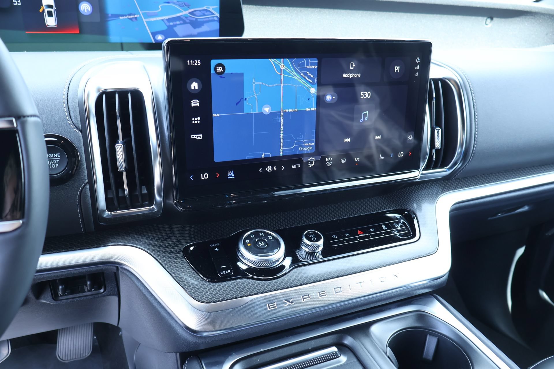 New 2026 Ford Expedition Max Platinum w/ Stealth Appearance Package AWD/4WD image 5