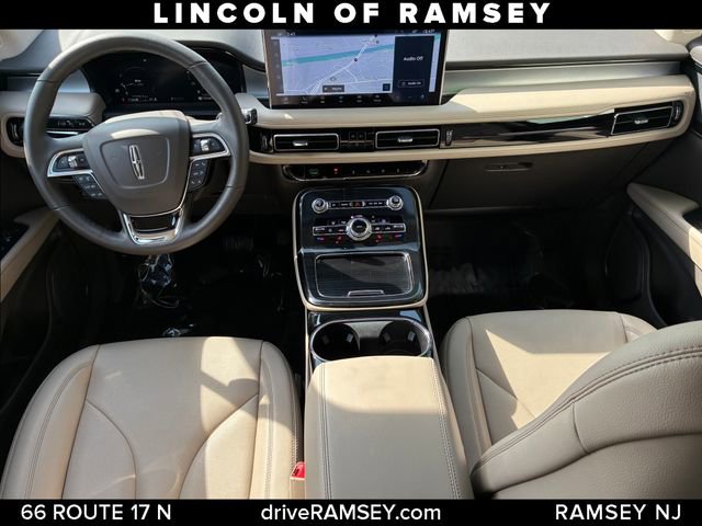 Used 2023 Lincoln Nautilus AWD w/ Premium Package image 23