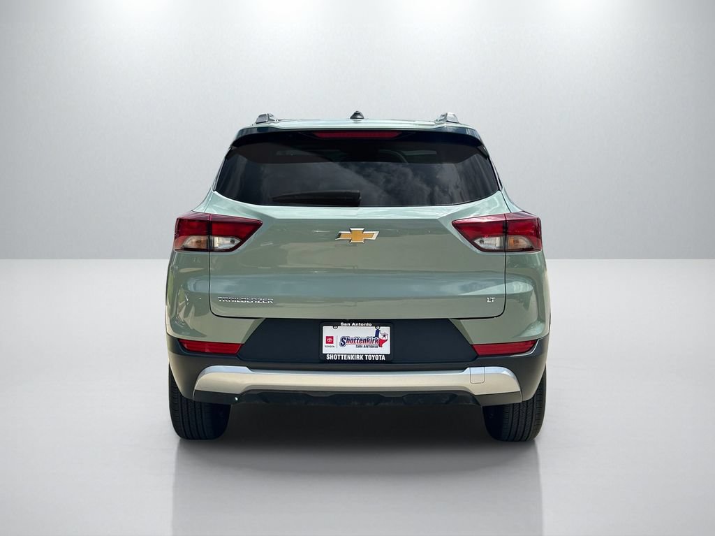 Used 2025 Chevrolet TrailBlazer LT FWD image 6