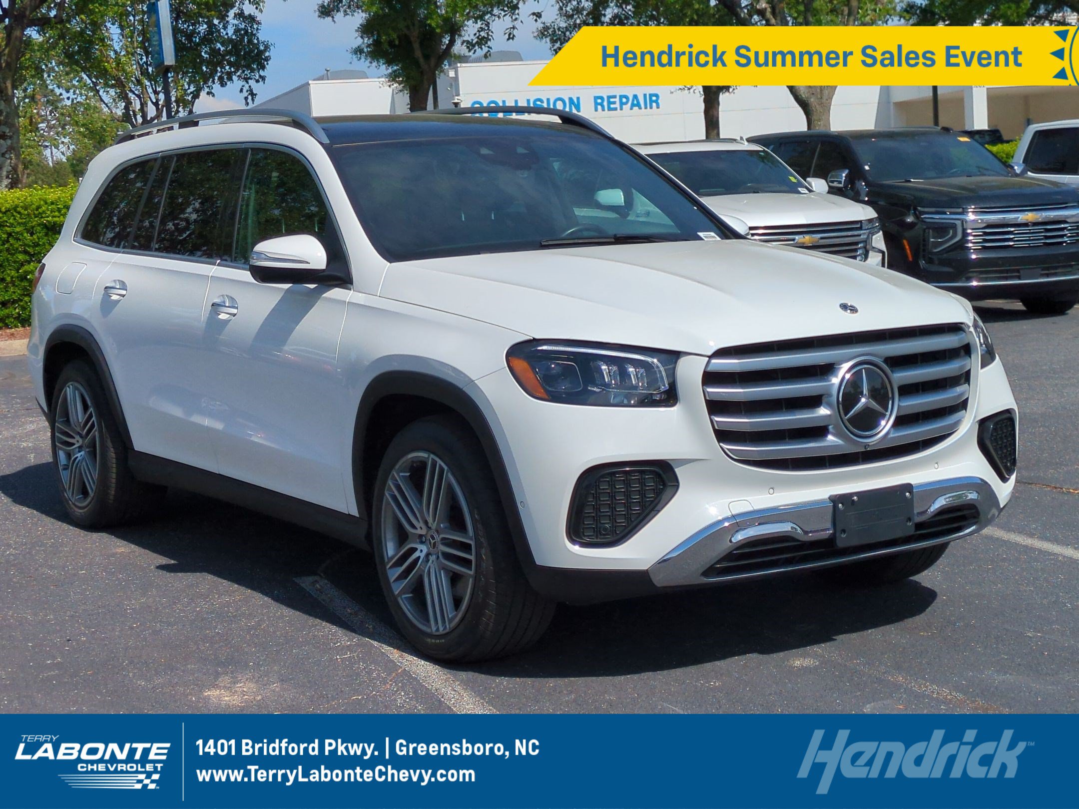 Used 2025 Mercedes-Benz GLS 450 4MATIC image 1
