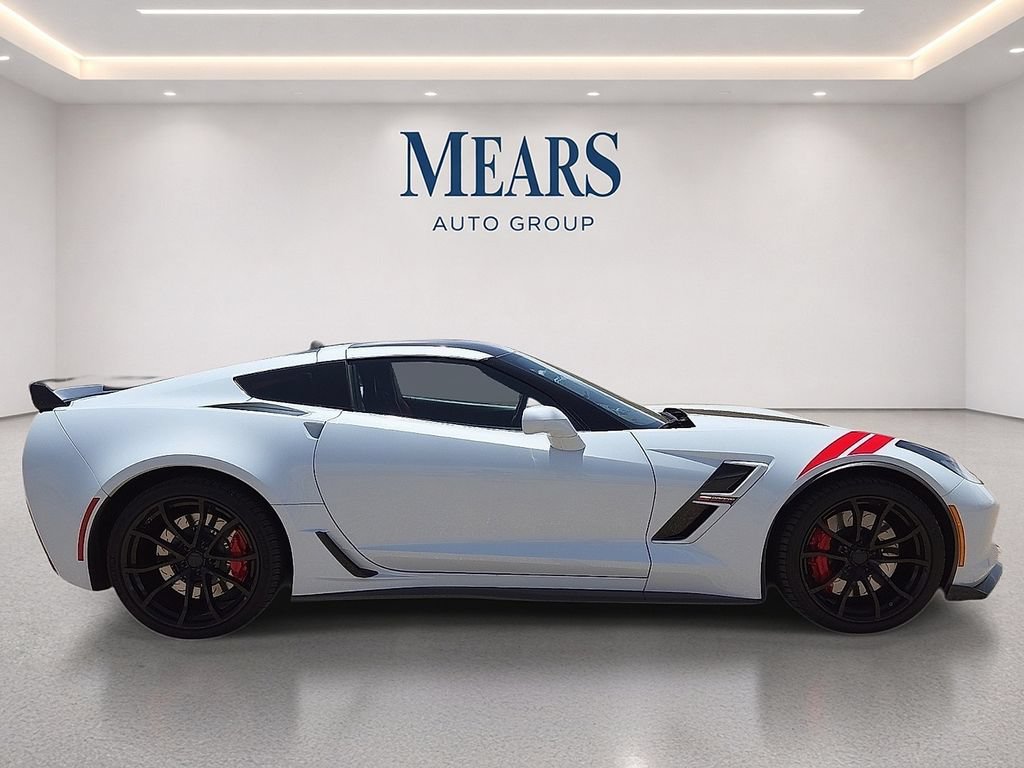 Used 2018 Chevrolet Corvette Grand Sport RWD image 6