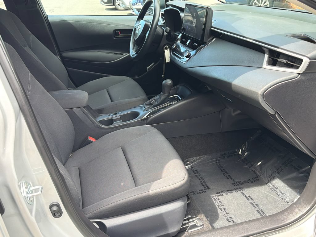 Used 2026 Toyota Corolla LE FWD image 9