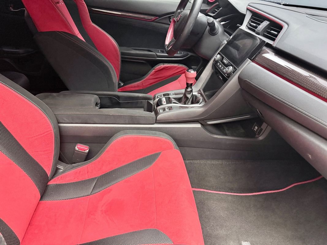Used 2018 Honda Civic Type R image 12