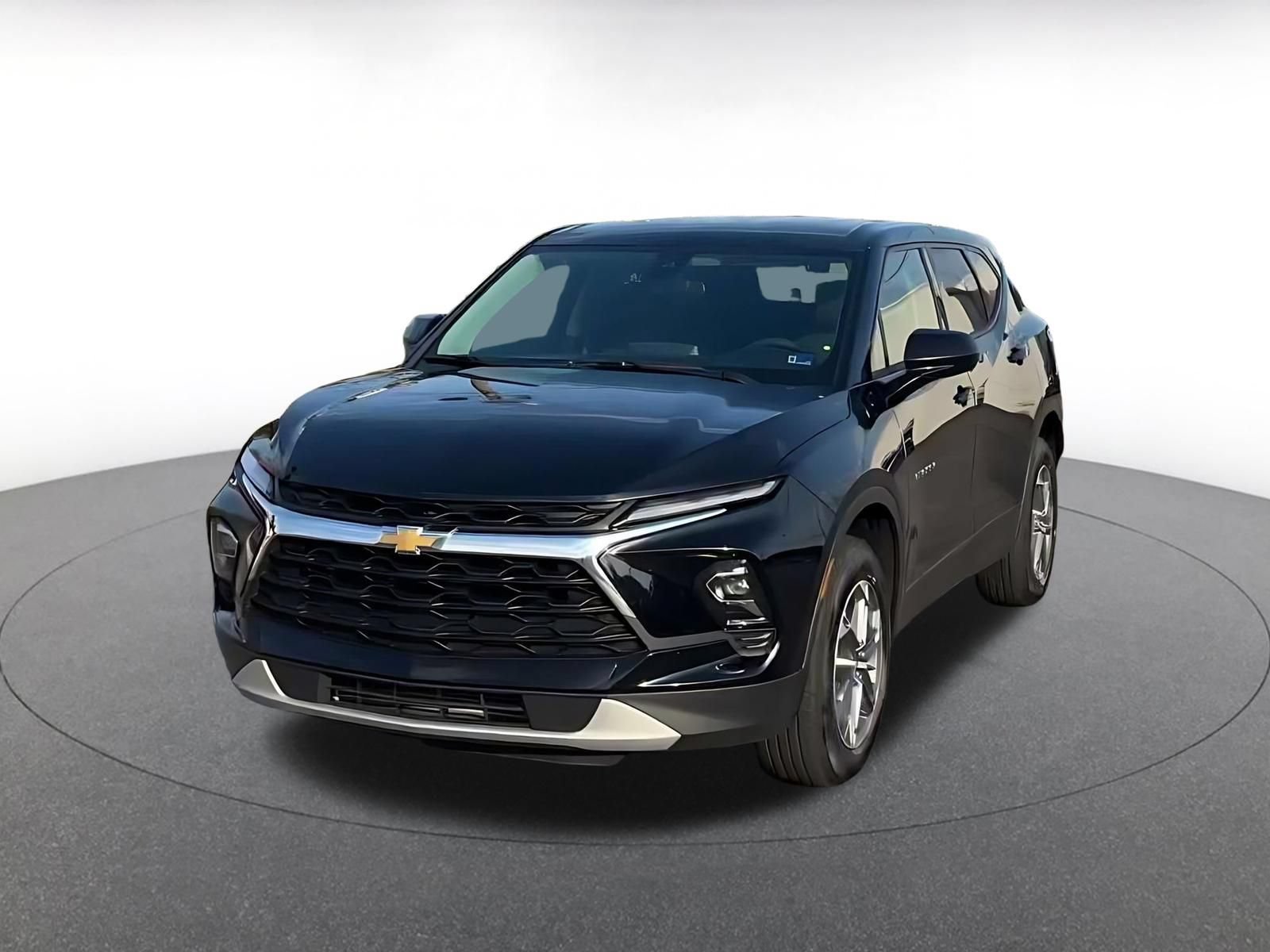 Used 2025 Chevrolet Blazer LT FWD image 6