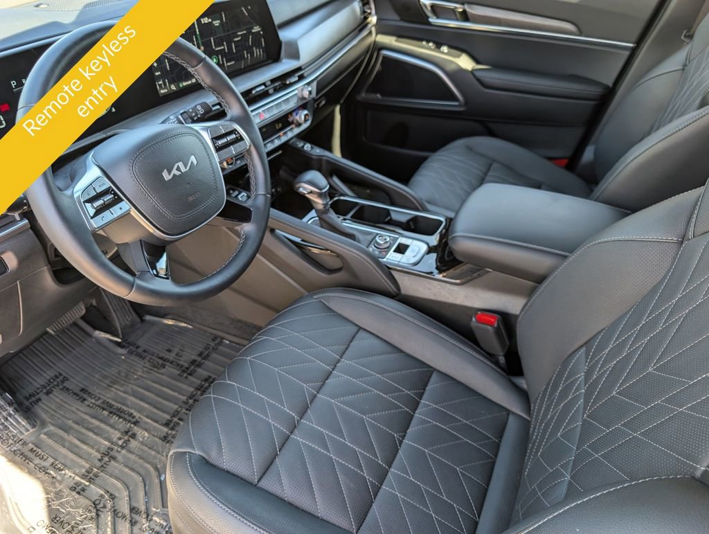 Certified 2025 Kia Telluride AWD image 15